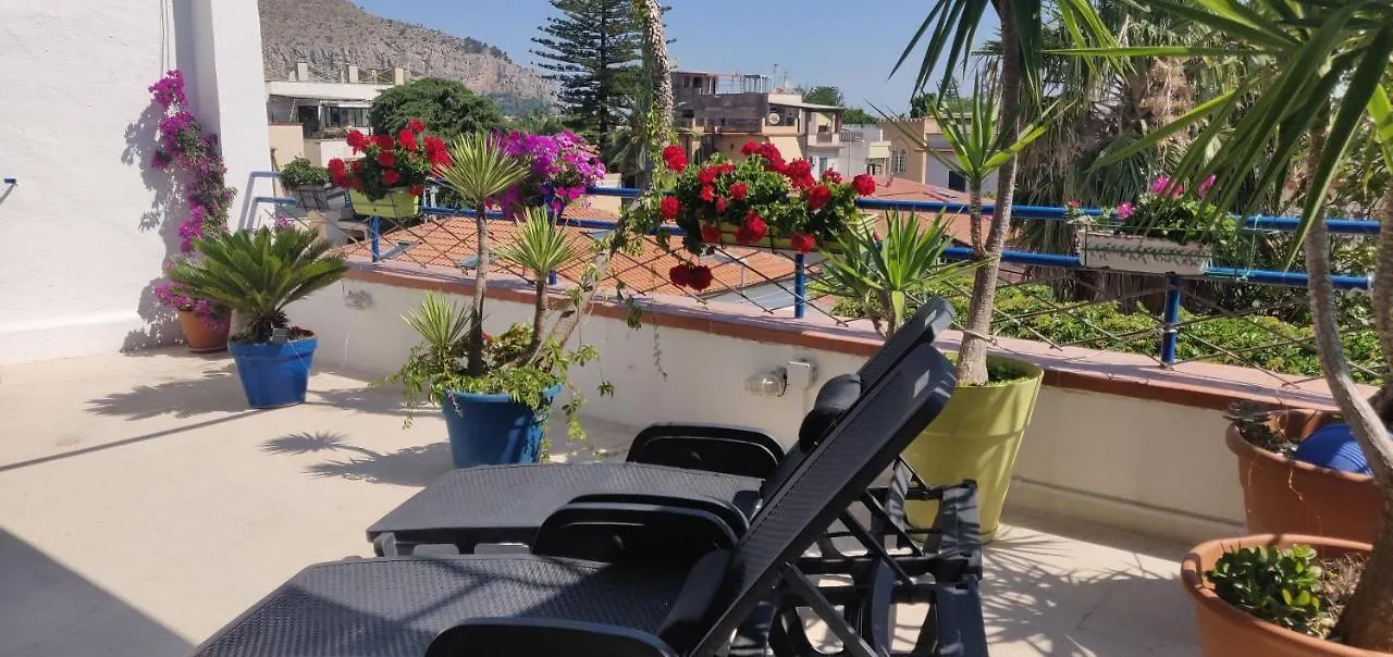 La Casa Di Chico Apartment Mondello